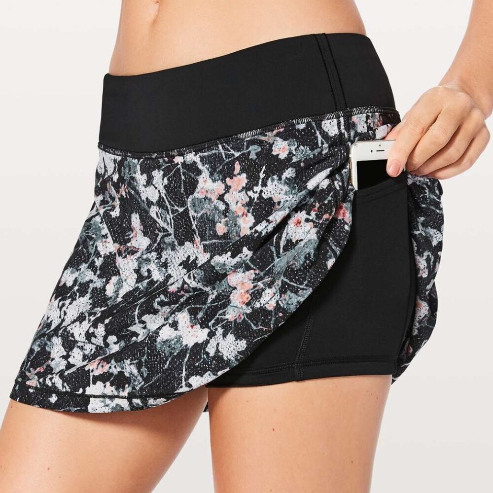 Lululemon Black Spring Bloom Pace Rival Skirt Size 4 - 51012